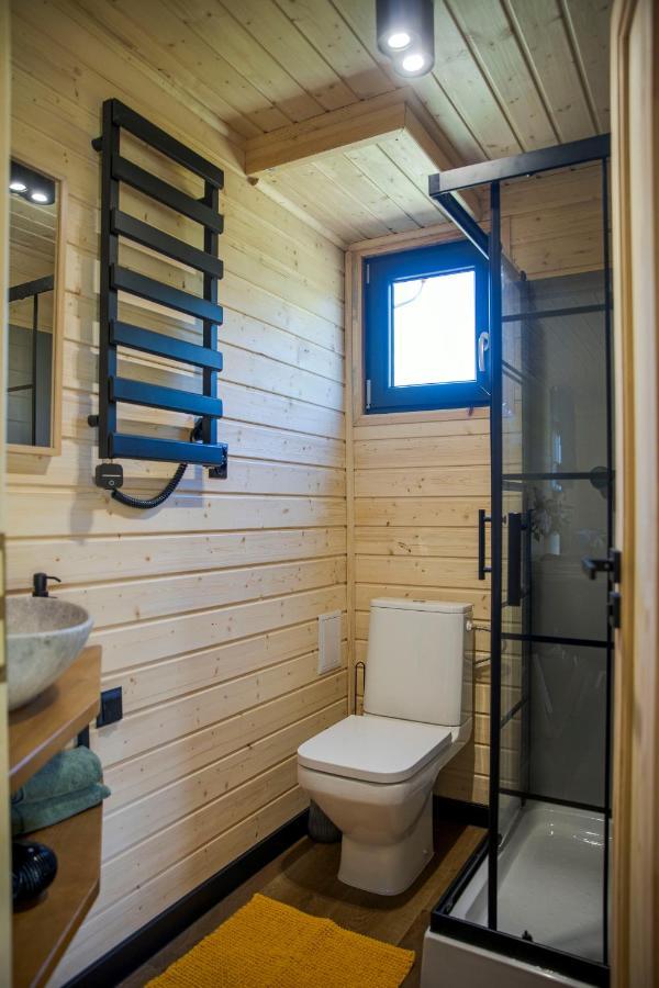 Westfalowachatka Domek Z Jacuzzi Sasino Zewnętrze zdjęcie