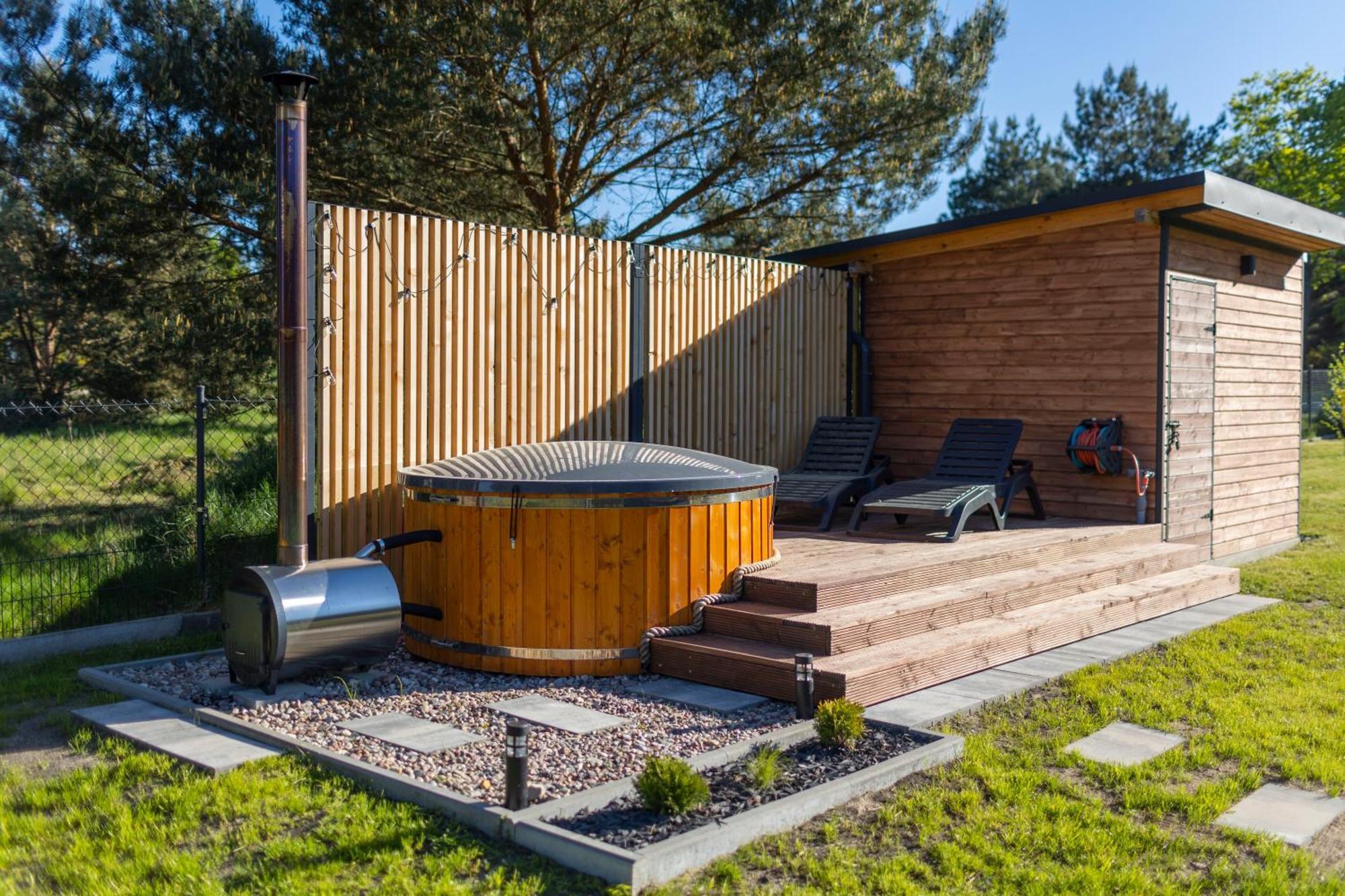 Westfalowachatka Domek Z Jacuzzi Sasino Zewnętrze zdjęcie